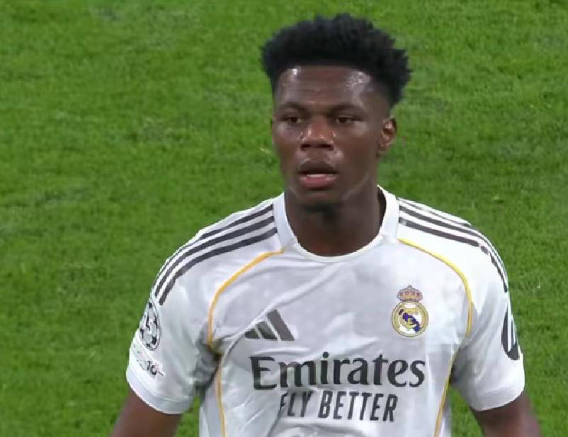 穆帅困境加剧!皇马双杀本菲卡晋级16强,巴黎携手意甲独苗昂首前进